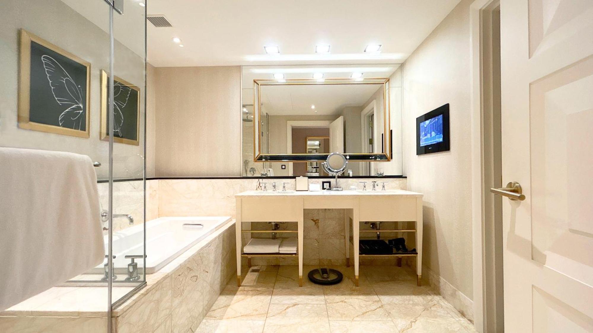 The Lin Hotel Taichung Luaran gambar Bathroom
