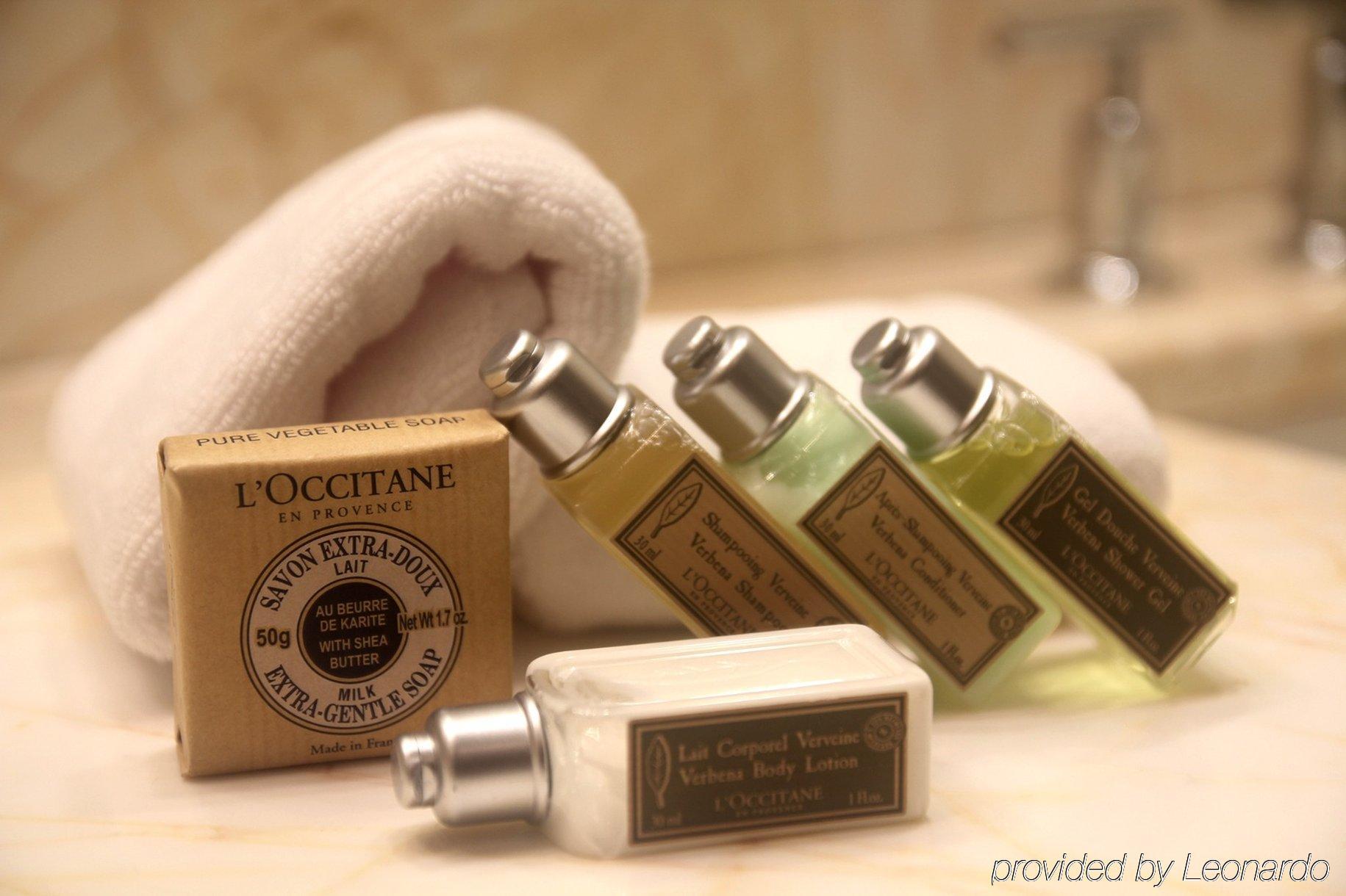 The Lin Hotel Taichung Luaran gambar L'OCCITANE products