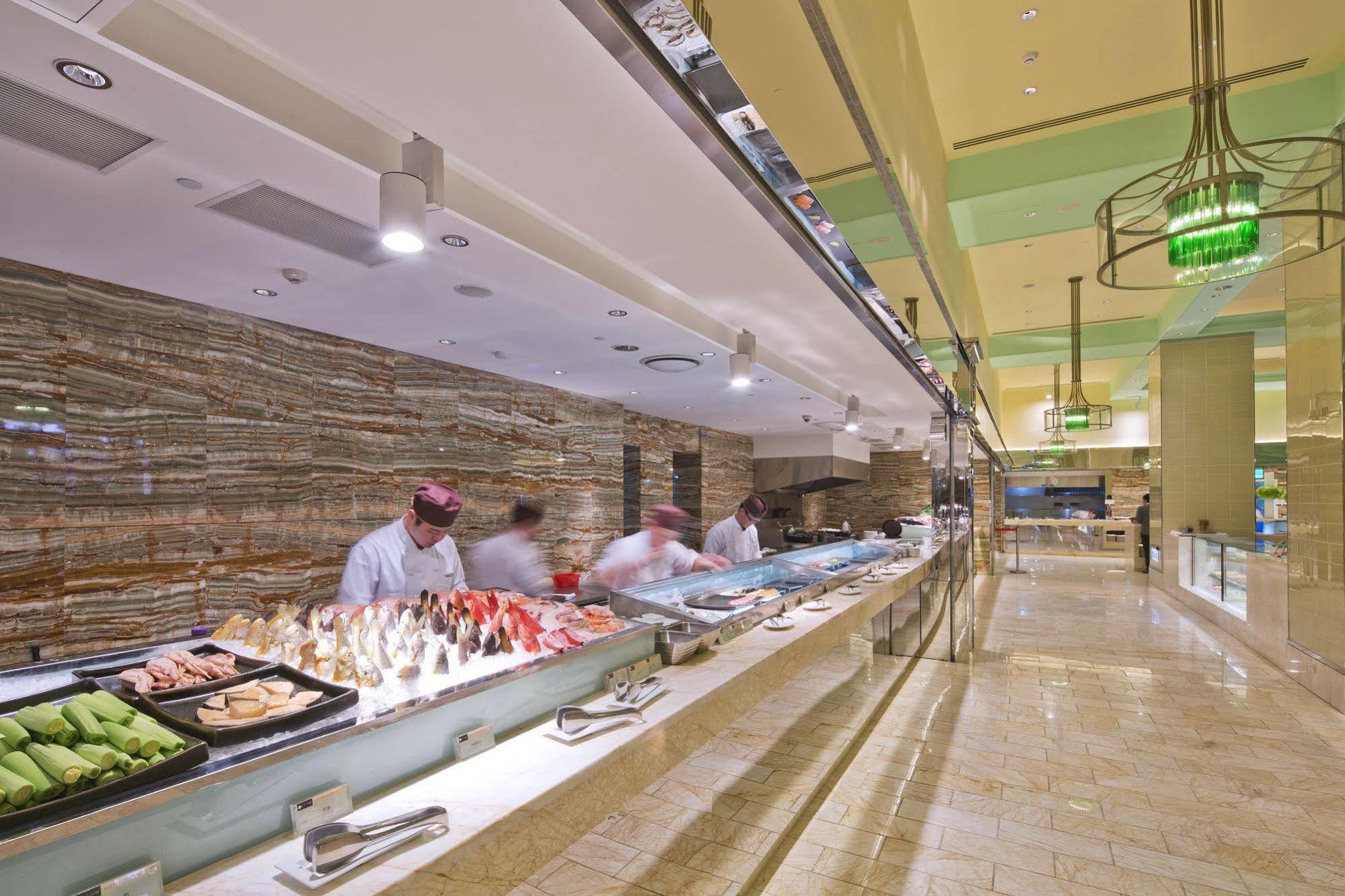 The Lin Hotel Taichung Luaran gambar The buffet at the Grand Hyatt Hotel, Amman, Jordan